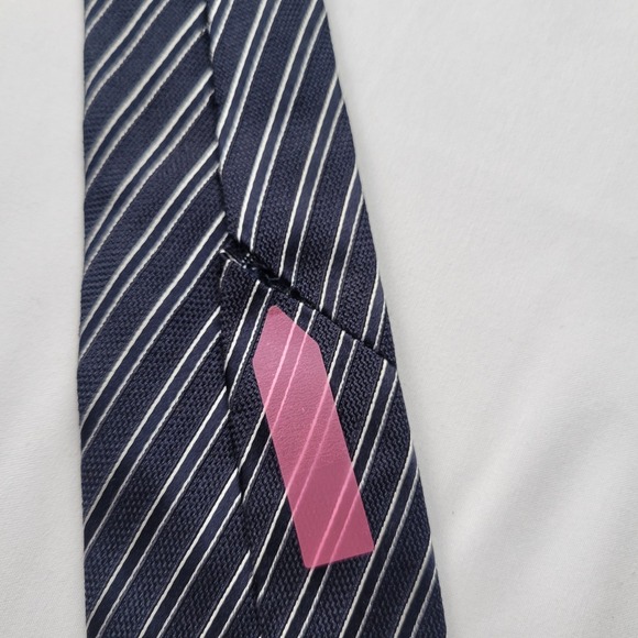 Designed By ANGELO GALASSO silk tie made In Italy - Picture 9 of 9